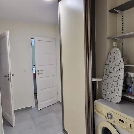 Z 2 Sypialniami I 2 Lazienkami * Гдыня